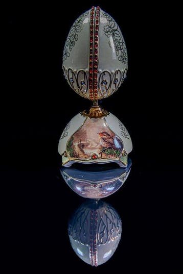 Faberge stijl ei speeldoos verguld kristallen Bradford