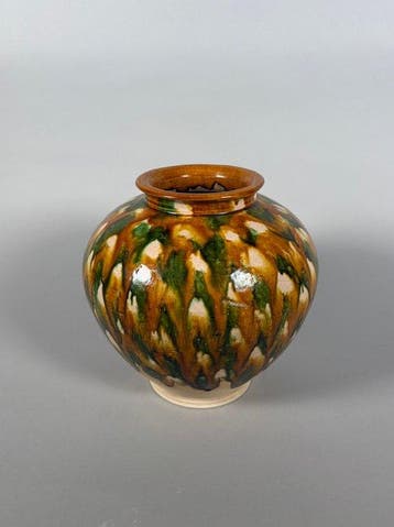 Oud Chinees - Tang-dynastie, Sancai geglazuurd Vaas - 24 cm