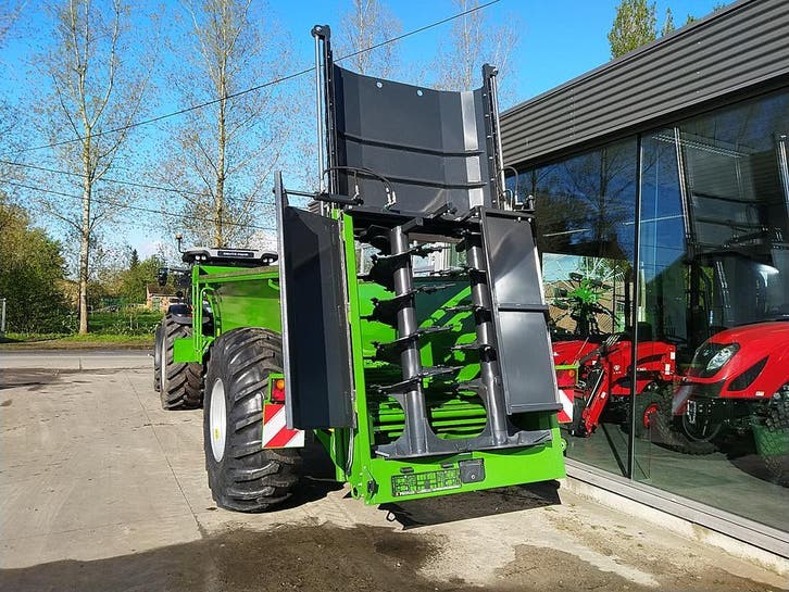 Mestwagen Pronar NV161/1, Articles professionnels, Agriculture | Tracteurs