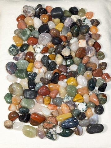 1,5 kg - Collection mixte de pierres gemmes indiennes polies