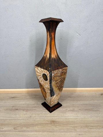XXL grote metalen designvaas – 78 cm – reliëfdecor –