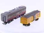 Schaal 00 Tri-ang railways R58 en R114 B unit met geslo..., Gebruikt, Gelijkstroom, Overige typen, Ophalen of Verzenden