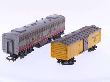 Schaal 00 Tri-ang railways R58 en R114 B unit met geslo..., Gebruikt, Gelijkstroom, Overige typen, Ophalen of Verzenden