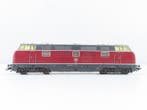 Märklin H0 - 3681 - Diesellocomotief (1) - BR 221 - DB, Nieuw
