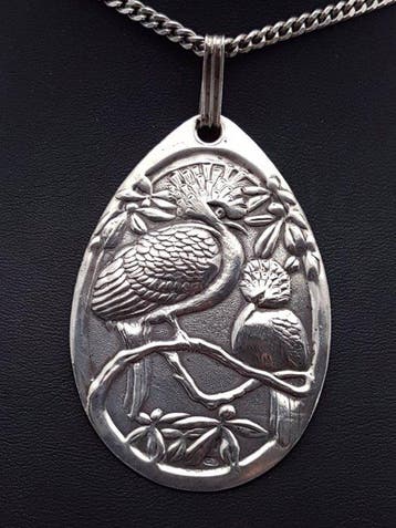 Argent, Art nouveau, grue couronnée - Collier avec pendentif