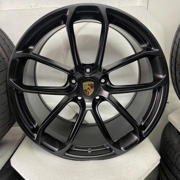 Porsche Cayenne E3 ORIGINELE 22 SportDesign GTS met banden, Ophalen, Gebruikt, Banden en Velgen, Overige maten
