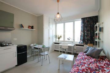 Appartement aan Place de la Petite Suisse, Ixelles, 20 tot 35 m²