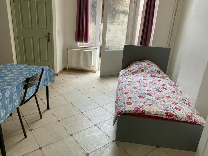 Appartement en Rue Saint-Christophe, Brussels, Immo, Appartementen en Studio's te huur
