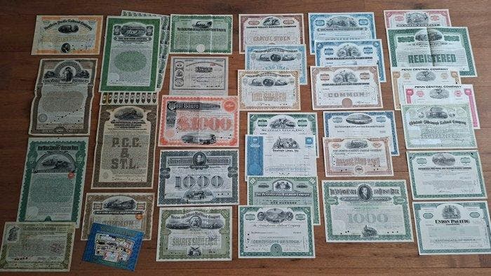 Document - 32 Historic American Railroad shares and bonds -, Antiek en Kunst, Antiek | Speelgoed