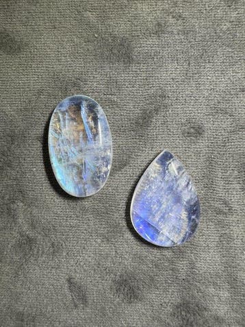 Set van 2 maansteen cabochons - 37,03 karaat Cabochon- 7.41