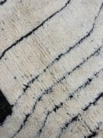 New Graphic Beni Ouarain Berber Rug — Handknotted Natural, Nieuw