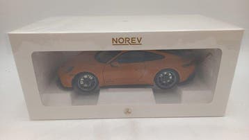 Norev 1:18 - Modelauto - Porsche 911 GT3 (992)