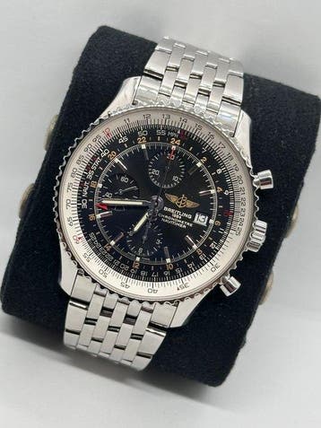 Breitling - Navitimer World GMT - A2432212/B726 - Homme -