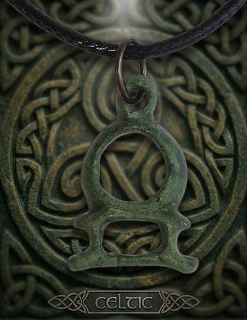 Keltisch Brons Prachtige amulet-hanger. In uitstekende