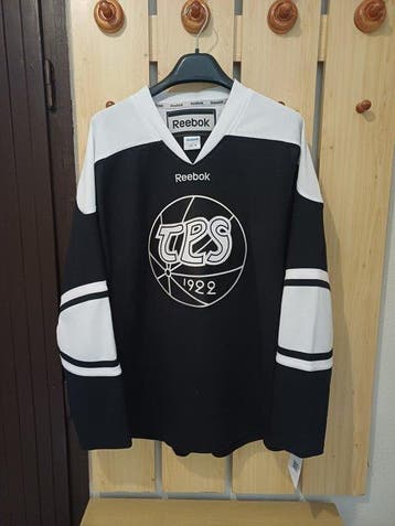 Petteri Nummelin - 2013 - Hockeyshirt, Nieuw