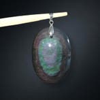 Hanger van obsidiaan Manta Huichol. Beugel van zilver 925.