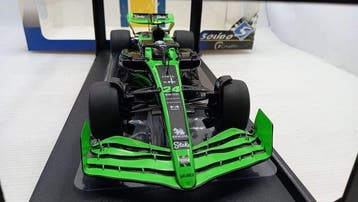 Solido 1:18 - Modelauto - Kick Sauber F1 Team C44 Zhou, Nieuw