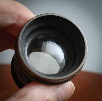 2 objectifs anciens pour chambre dont un Werke Munchen