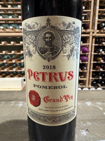 2018 Petrus - Pomerol Grand Cru - 1 Bouteille (0,75 l), Verzamelen, Nieuw