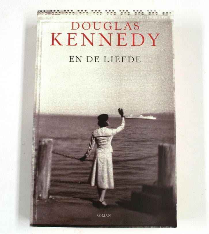 En de liefde 9789022551417 Douglas Kennedy, Livres, Romans, Envoi