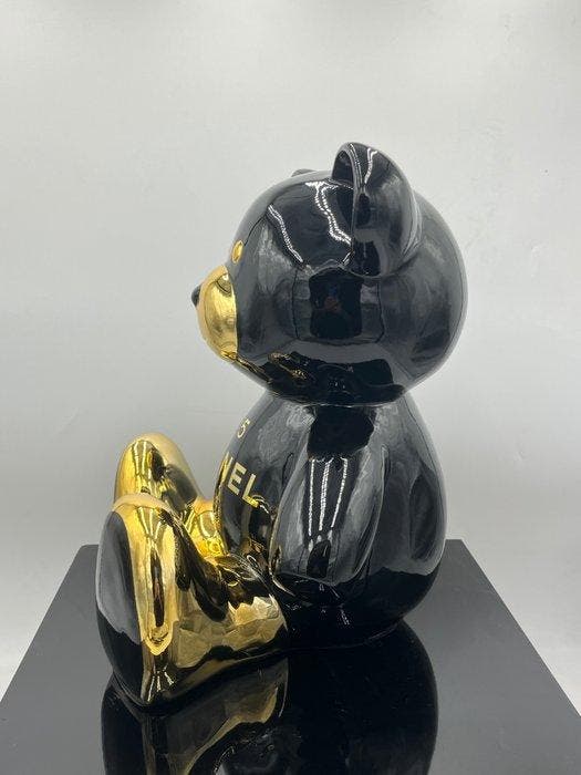 Naor - Teddy Chanel black gold, Antiek en Kunst, Kunst | Designobjecten