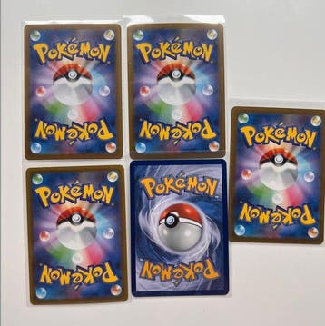 Pokémon - 21 Cartes en vrac - Mew, Pikachu, Noctali, Nieuw