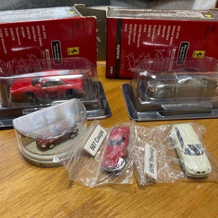 Kyosho / Ferrari Official Licensed Product 1:64 - Modelauto, Hobby & Loisirs créatifs, Voitures miniatures | 1:5 à 1:12
