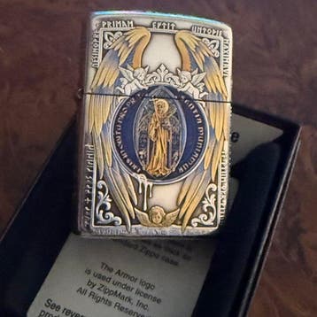 Zippo - Medalla de San Benito y fórmula de exorcismo -