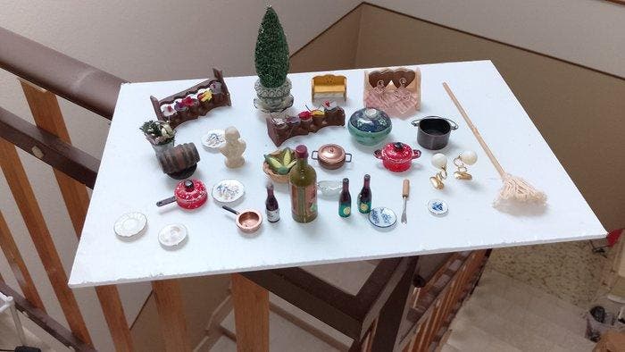 Maison miniature (30) - Unknown - Italie - Objets miniatures, Antiek en Kunst, Antiek | Speelgoed