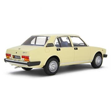 Laudoracing 1:18 - Model sedan - Alfa Romeo Alfetta 2.0L