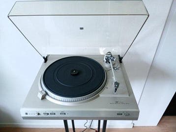 Dual - CS 617 Q Platenspeler