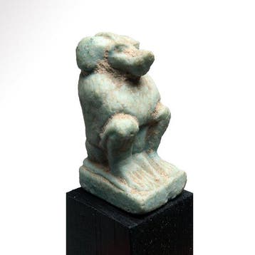 Oud-Egyptisch Faience Amulet van een baviaan, Antiek en Kunst