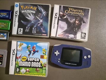 Nintendo - Gameboy Advance - With Mixed Gameboy & DS Games -