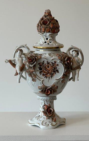 Schierholz - Vaas - Porselein - Prachtige Putti-vaas, Antiek en Kunst
