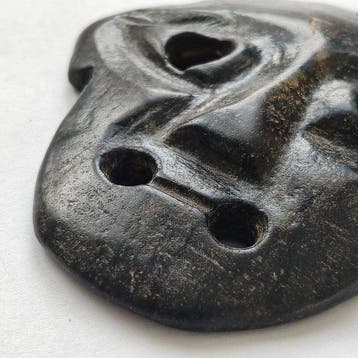 Oud Tibetaans of Nepalees Black Stone Goddelijke Masker