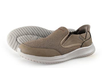 Skechers Instappers in maat 44 Beige, Verzenden, Overige typen