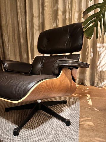 Vitra - Charles & Ray Eames - Loungestoel met voetenbank -