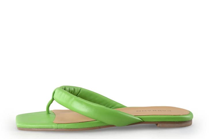 Carrano Slippers in maat 39 Groen, Kleding | Dames, Schoenen, Groen, Zo goed als nieuw, Slippers, Verzenden