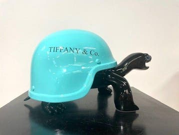 Van Apple - Tiffany & Co.