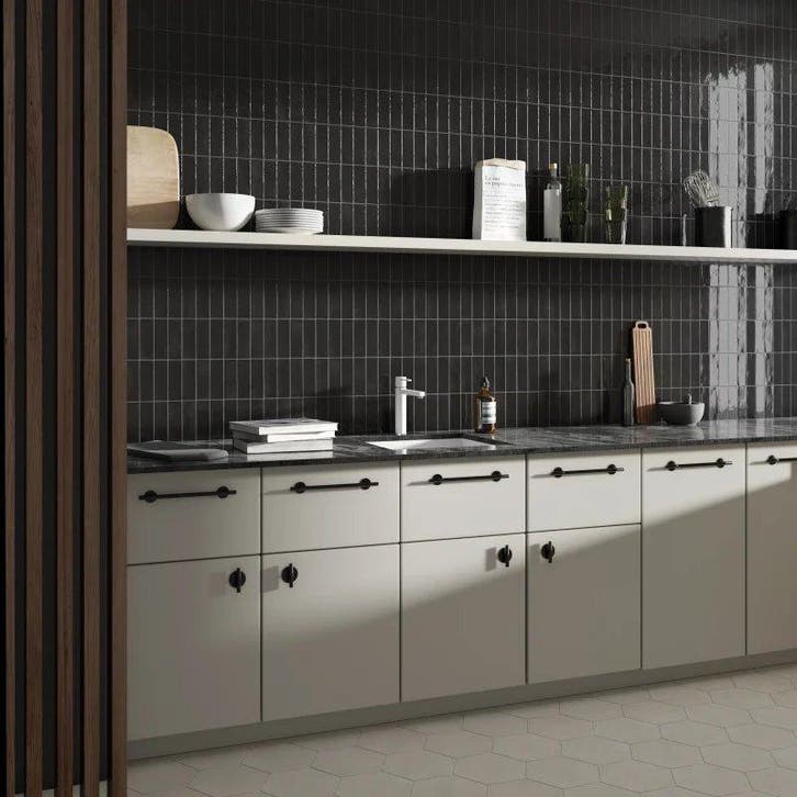 Wandtegel Equipe Ceramica Coco Black Hat Zwart Glans 5x15, Doe-het-zelf en Bouw, Tegels, Minder dan 20 cm, Minder dan 20 cm, 10 m² of meer