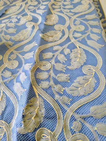 Italienischer Jacquard-Damast – Schwerer Barock-Dekostoff in