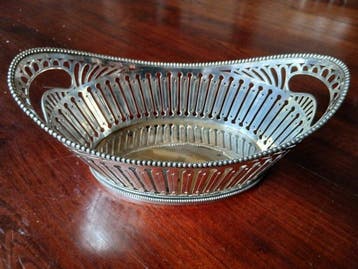 H. Hooijkaas Schoonhoven - Broodmand - .835 zilver -