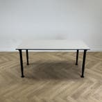 Gispen verstelbaar bureau / tafel 160x80 cm, grijs - zwart, In hoogte verstelbaar, Gebruikt