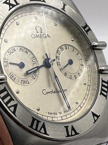 Omega - Constellation Manhattan Day-Date - Blued Steel, Nieuw