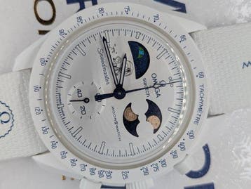 Swatch - MISSION TO EARTHPHASE - MOONSHINE GOLD fiocco di, Nieuw