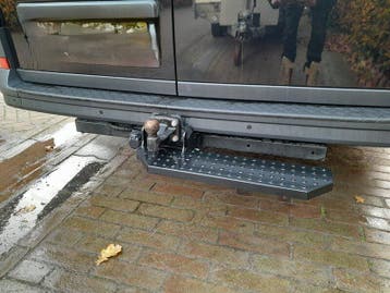 Achteropstap aan trekhaak in Zwart Rechts 60 cm, Ophalen of Verzenden, Nieuw