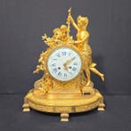 Figurale pendule Lodewijk XVI-stijl - Verguld brons - 1860 -, Antiek en Kunst