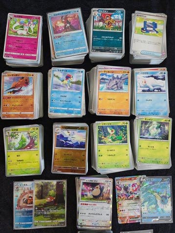 Pokémon - 2500 Mixed collection, Hobby en Vrije tijd, Verzamelkaartspellen | Pokémon, Nieuw