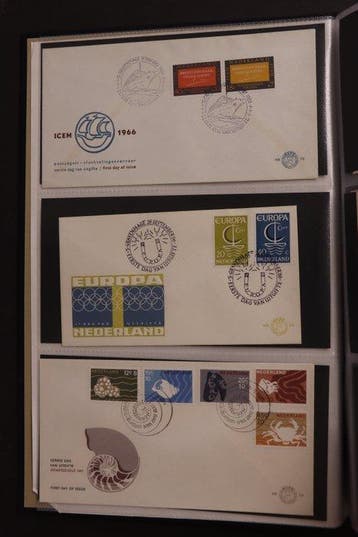 Nederland 1965/2006 - Verzameling FDCs in 3 DAVO albums -