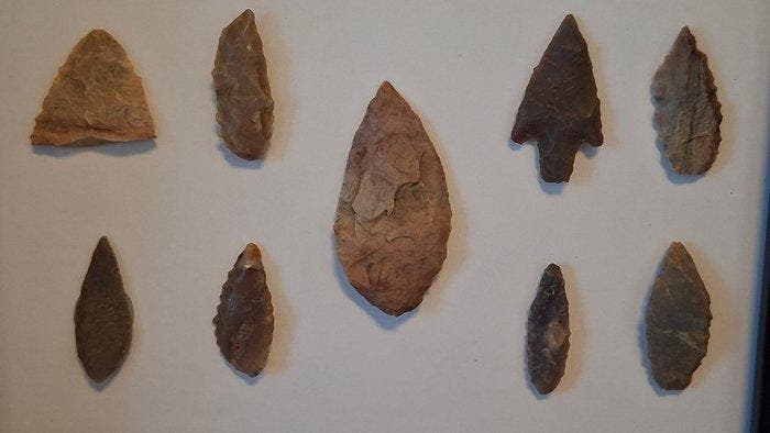 préhistoire silex Tête de flèche - 120 mm (Sans prix de, Verzamelen, Mineralen en Fossielen